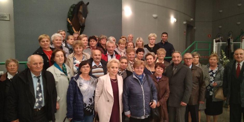 Uczestnicy projektu „Przystanek Wiedza”  w Teatrze Narodowym