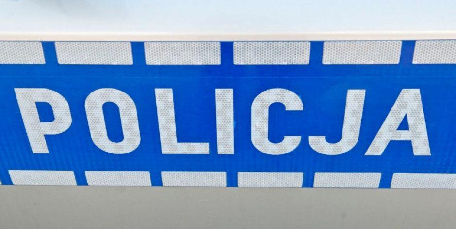 16-latek kierował BMW z nadmierną prędkością. Policjanci przekazali go mamie