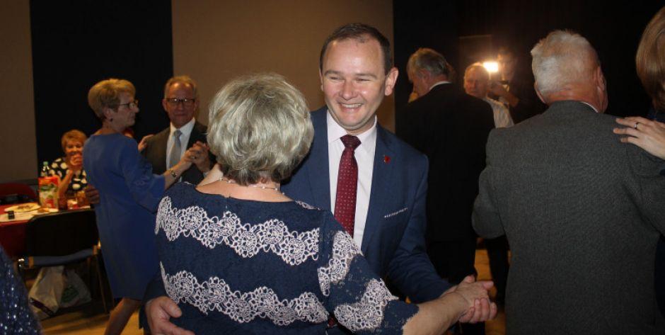 Andrzejki w Łukowie &nbspZobacz jak bawią się seniorzy