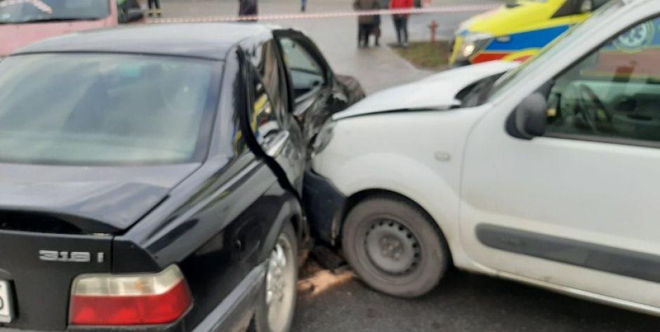 Zderzenie trzech samochodów w Skórcu