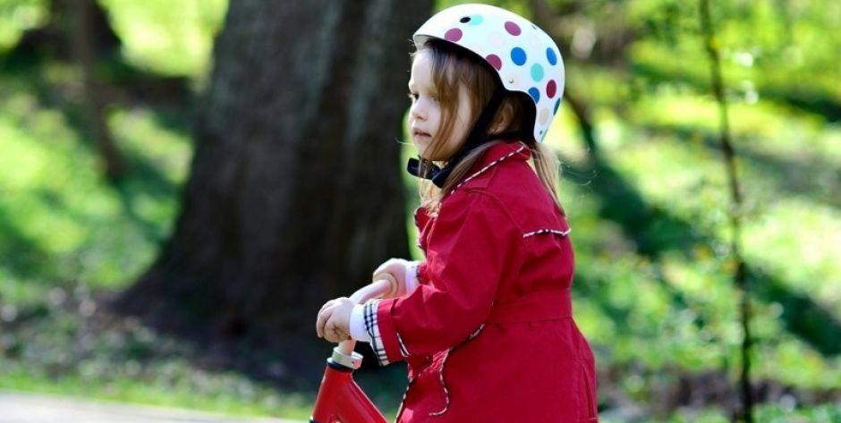 Benefity płynące z posiadania rowerka biegowego – najlepsza zabawa dla twojego dziecka!