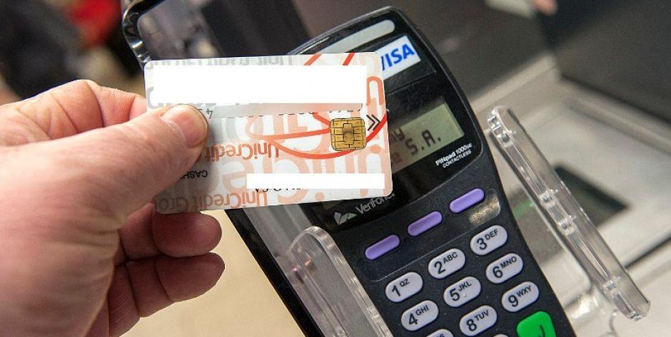 Kościół idzie z duchem czasu. W parafii w Trawach zapłacisz kartą
