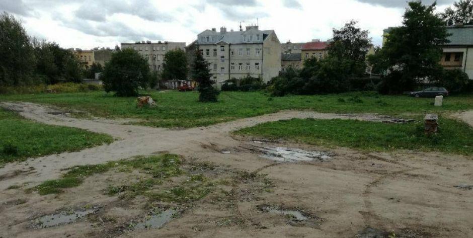 Cena na działkę przy Floriańskiej/Pułaskiego nie zostanie obniżona 