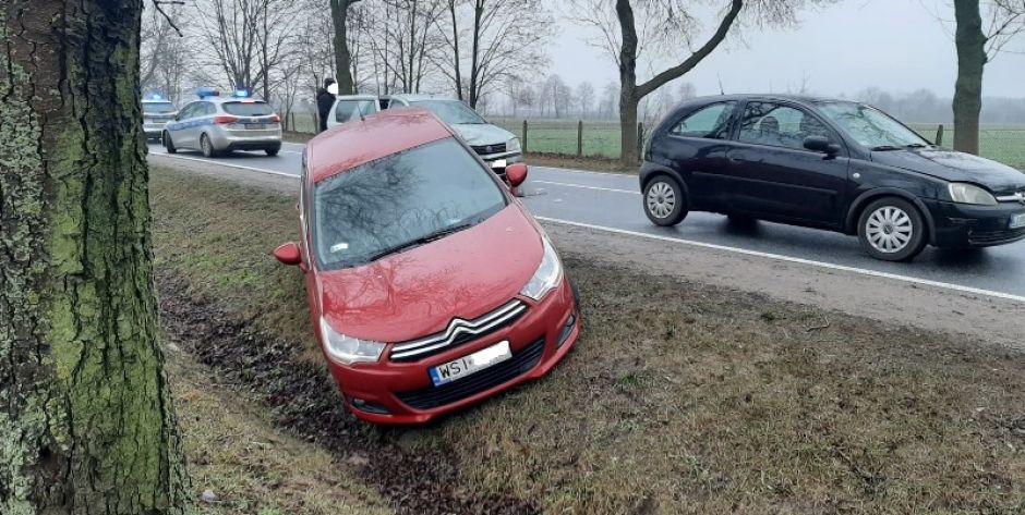 Zderzenie czterech pojazdów na DK63 w Mościbrodach
