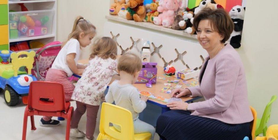 Pani minister w żłobku