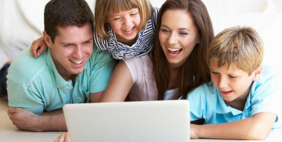 Jak zadbać o bezpieczeństwo dzieci w internecie?