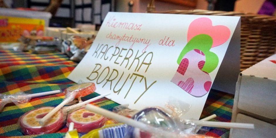 Prawie 5 tysięcy złotych z „Czwórki” dla Kacperka