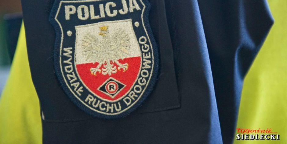 Stracił koło i dachował