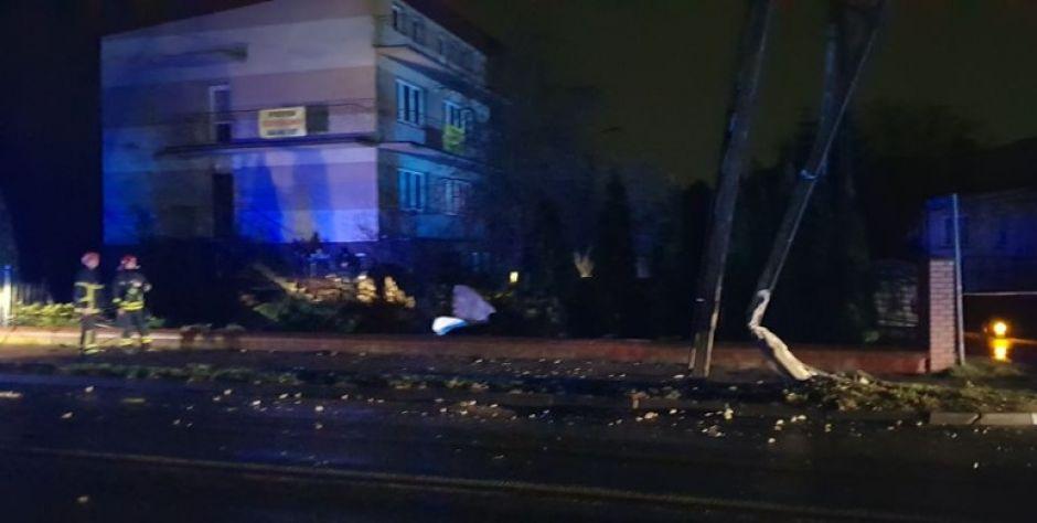 Dachowanie samochodu. Kierujący się oddalił