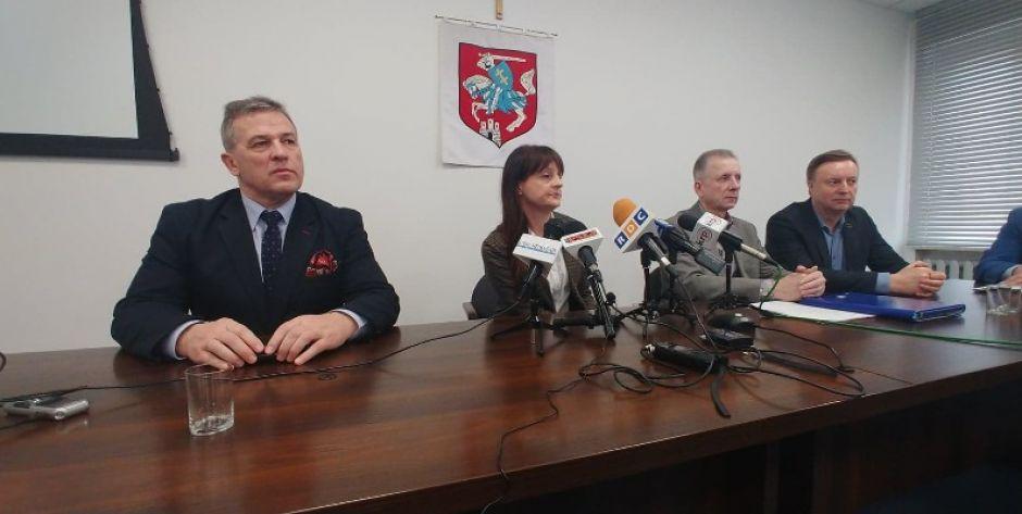 Konferencja prasowa w Urzędzie Miasta Siedlce w związku z koronawirusem - Oglądaj na żywo!