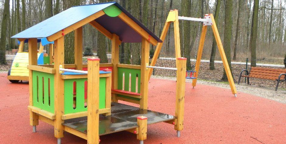 Zakaz wstępu na place zabaw