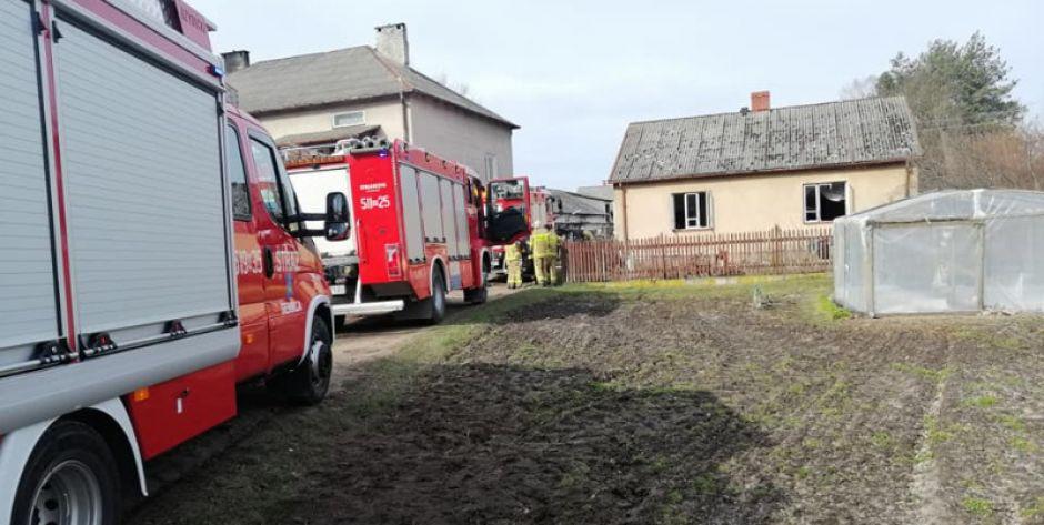 Strażacy uratowali niepełnosprawnego mężczyznę