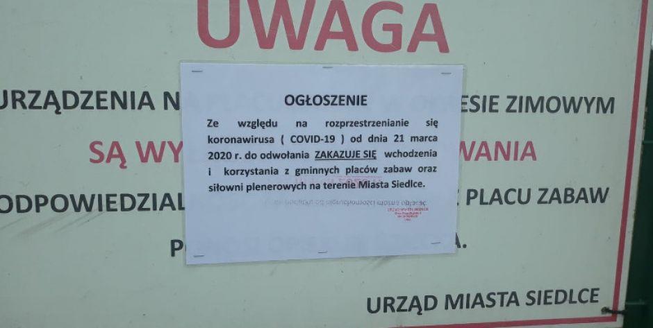 Zamknięte place zabaw i siłownie 