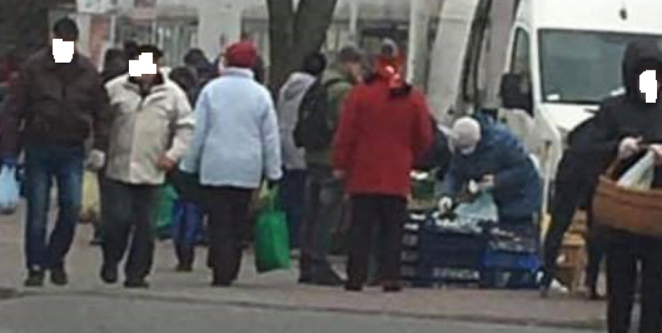 Tłumy na siedleckim rynku - „Obudzą się z ręką w nocniku”