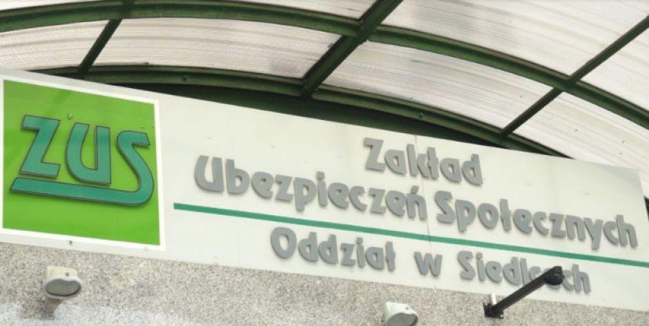 Przedsiębiorcy podpisują wnioski „Jan Kowalski