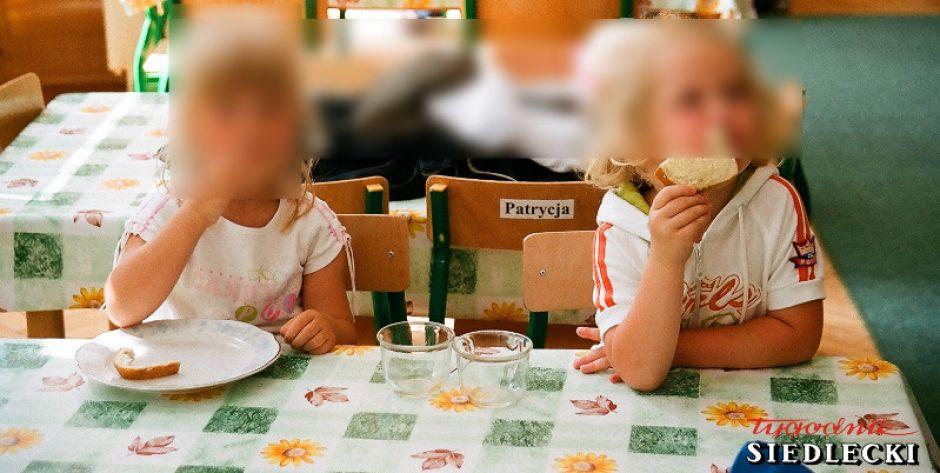  Rodzice boją się o pociechy. Tylko troje dzieci w łosickich przedszkolach