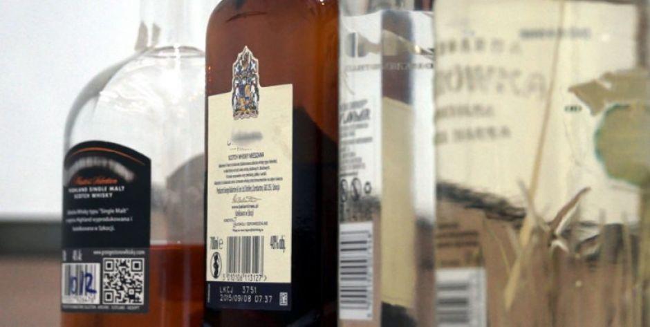 9 nietrzeźwych kierowców - Uciekali przed policją, uderzali w ogrodzenia posesji