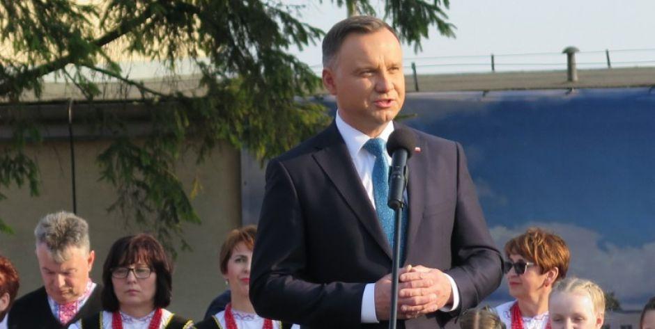 W powiecie łosickm zwyciężył Andrzej Duda. W gmnie Huszlew oddano na niego prawie 78% głosów