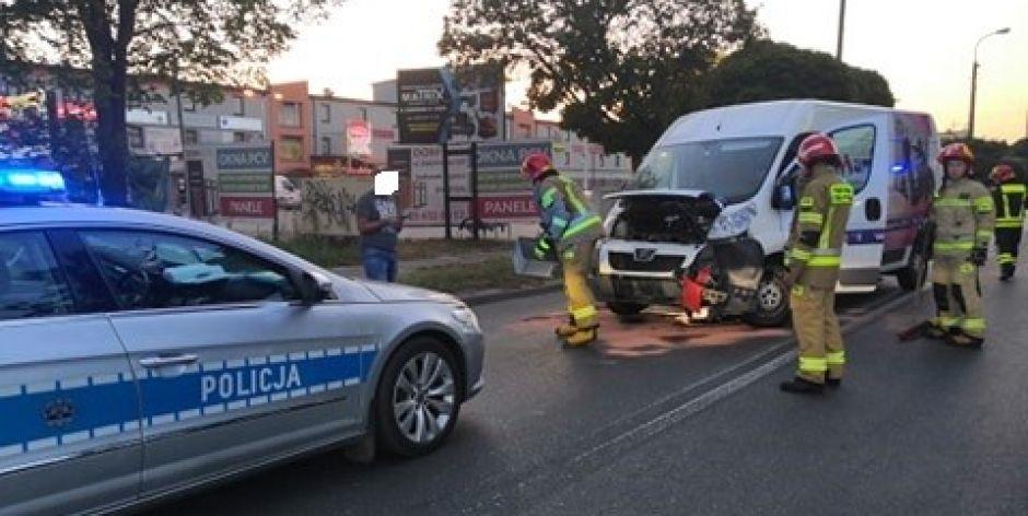Zderzenie audi z peugeotem na Sokołowskiej