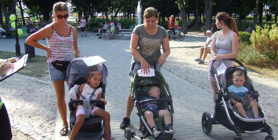 IV Łukowskie Wyścigi Wózków - Zobacz zdjęcia!