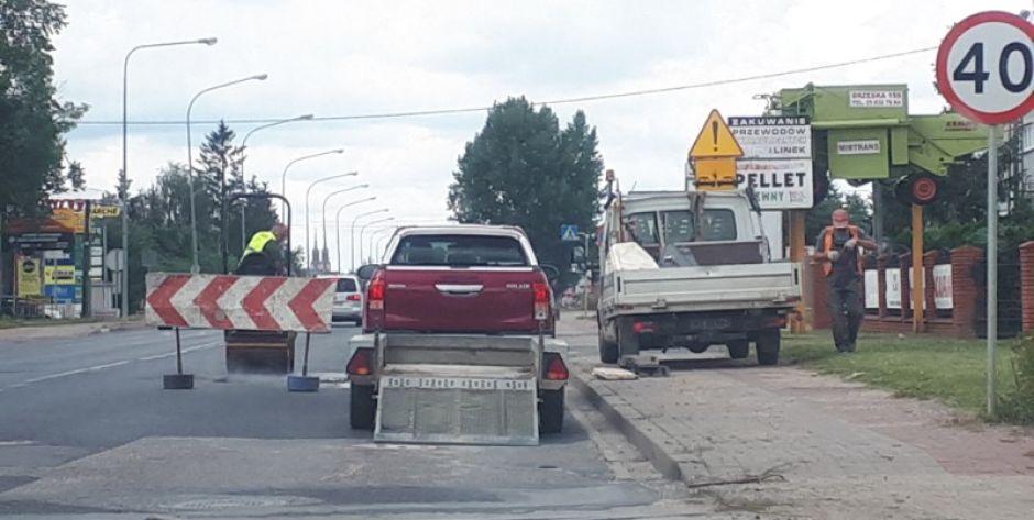 Utrudnienia na Brzeskiej - Trwają prace naprawcze