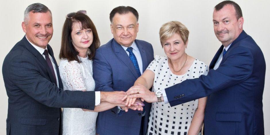 Zarząd Mazowsza z absolutorium i wotum zaufania
