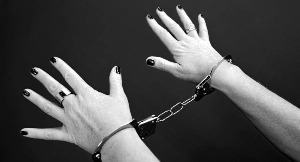 44-latka regularnie okradała jedną z drogerii