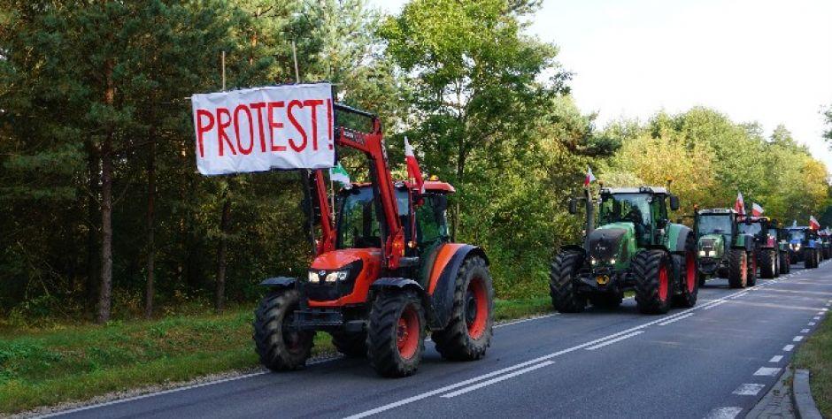 Protest rolników na krajowej dwójce