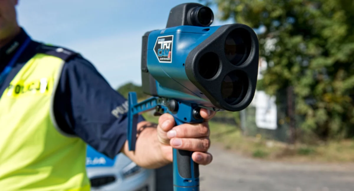 Jechał przez Hołublę ponad 100 km/h, stracił prawo jazdy 