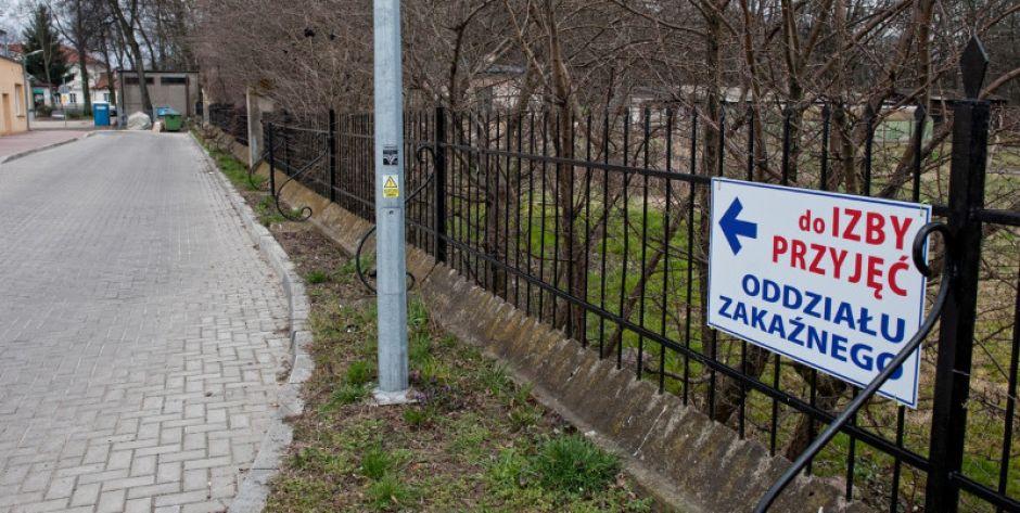 2 osoby zmarły - Ponad 100 osób z Covid-19 przebywa w siedleckim szpitalu!