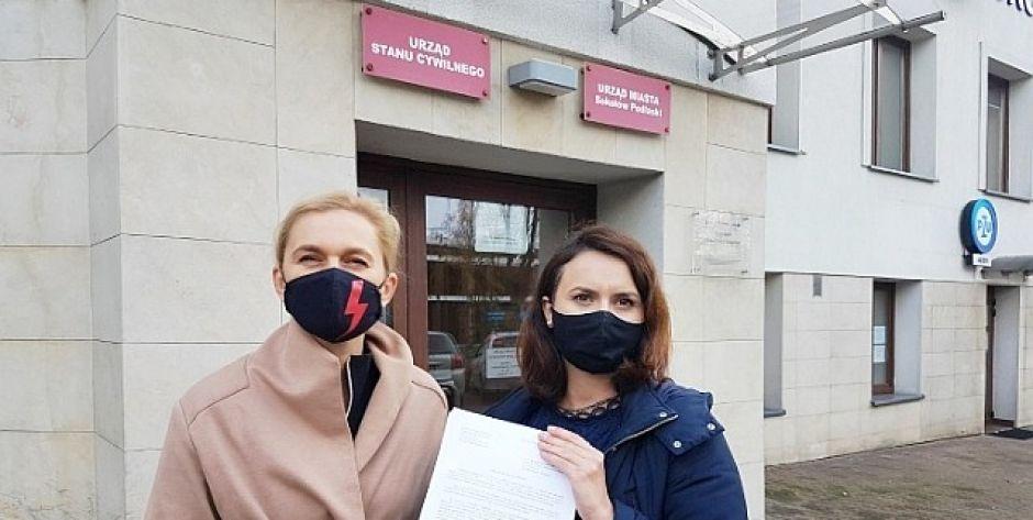 Czy straszono urzędniczki?