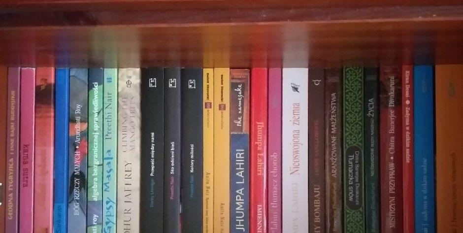 Bibliotekarze dowiozą książki seniorom