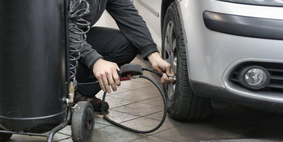 Mobilna wulkanizacja w Warszawie idealnym wyjściem z awaryjnych sytuacji?