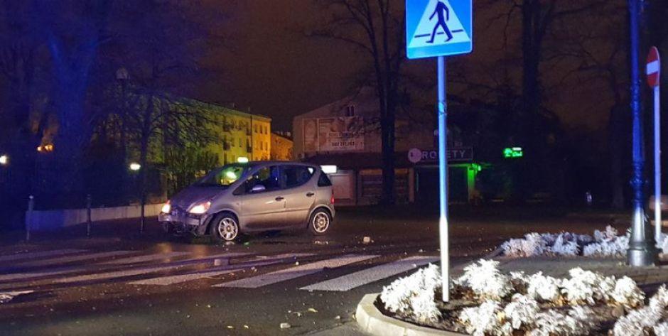 Staranował słupki