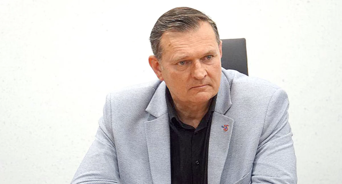 Sięgać tam, gdzie wzrok nie sięga - rozmowa z Maciejem Nowakiem