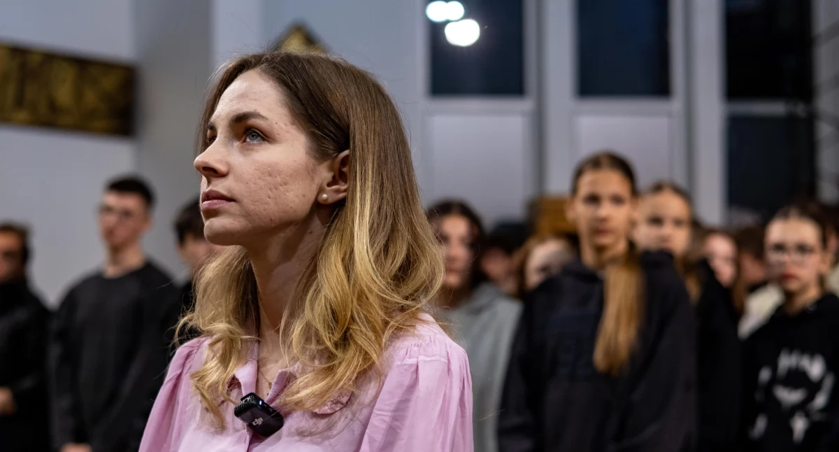 Patrycja Porębska na Nocnym Czuwaniu Młodych: „Uczenie się komunikacji to piękna droga doskonalenia się w miłości”