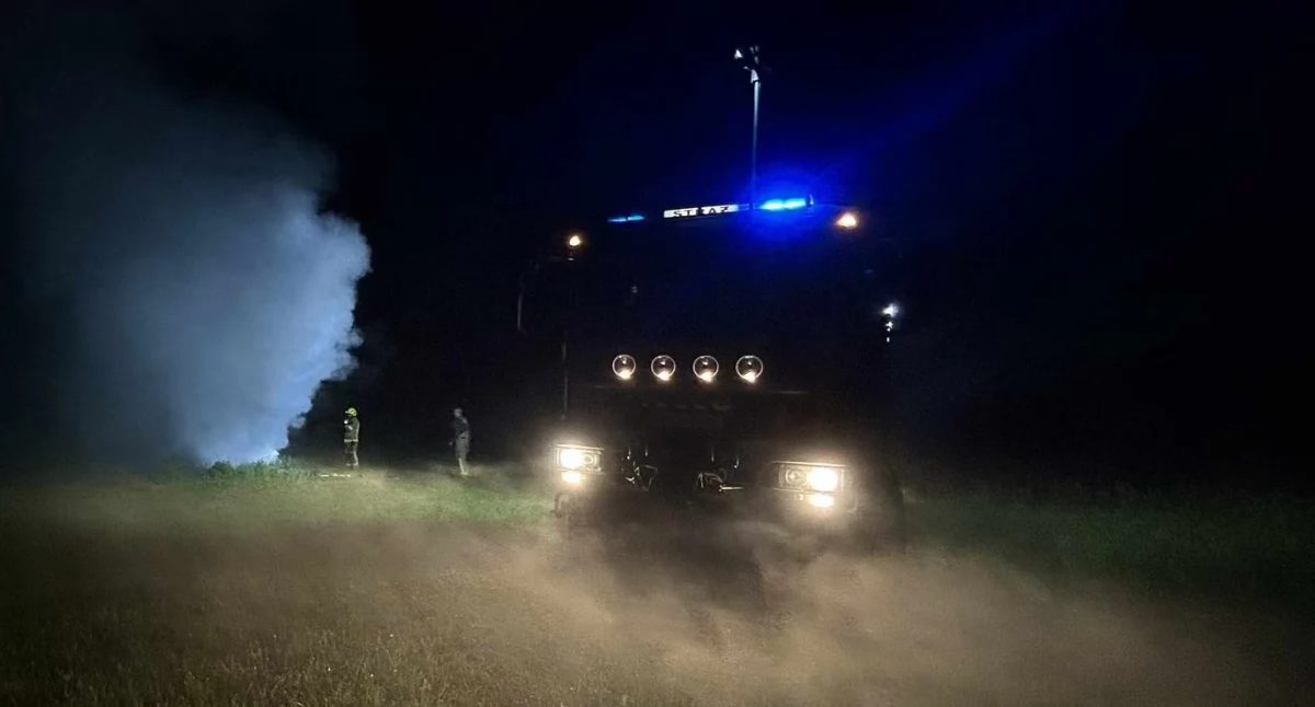 Pożar  śmieci w Goździe. Nocna akcja strażaków z OSP Borowie