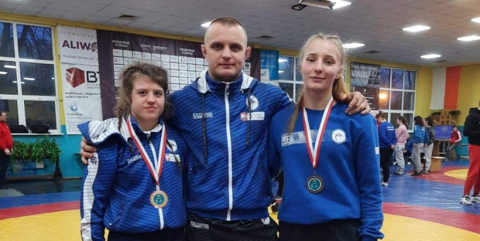 Zawodniczki WLKS z brązowymi medalami