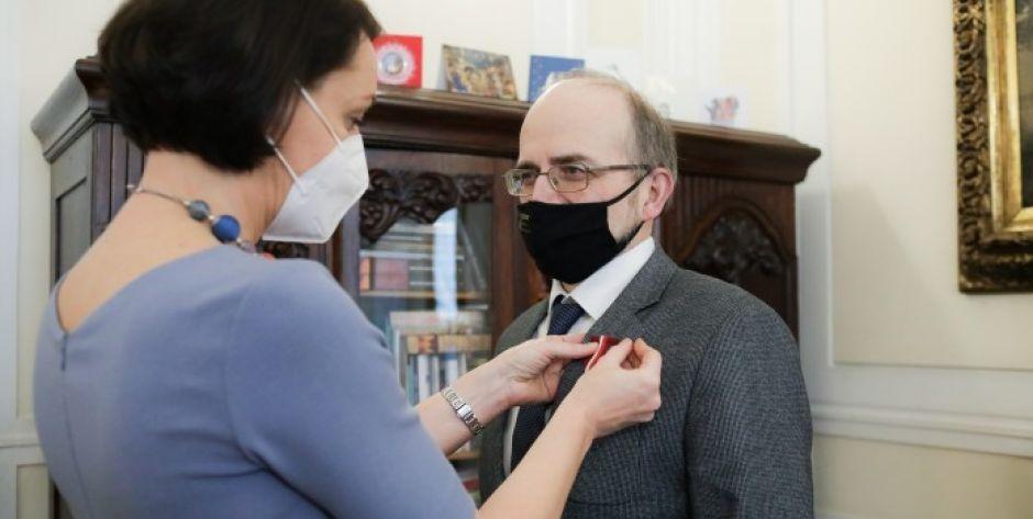 Roman Postek odznaczony medalem Gloria Artis