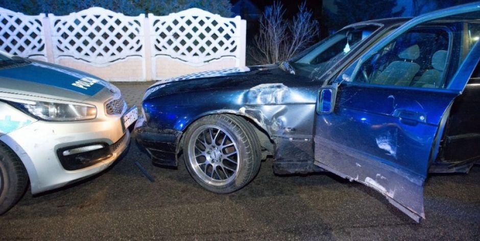 Nocny pościg za kierowcą BMW. - Są ranni policjanci, padły strzały (Aktualizacja)