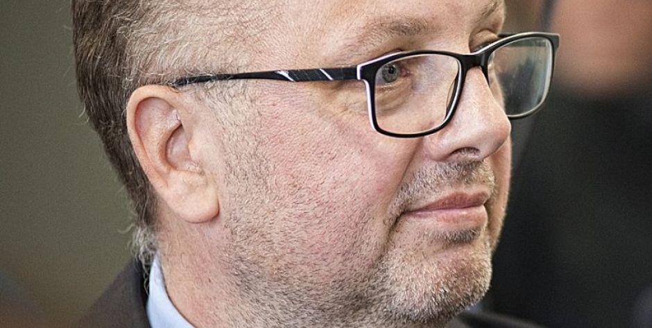 Mniej miejsc parkingowych i zastrzeżenia prawne 