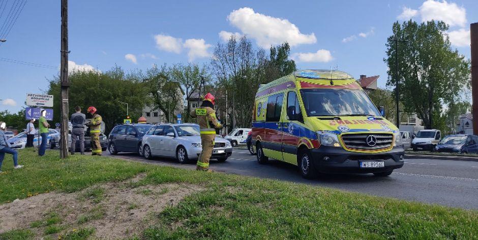 Zderzenie na ul. Warszawskiej. Są utrudnienia (aktualizacja)