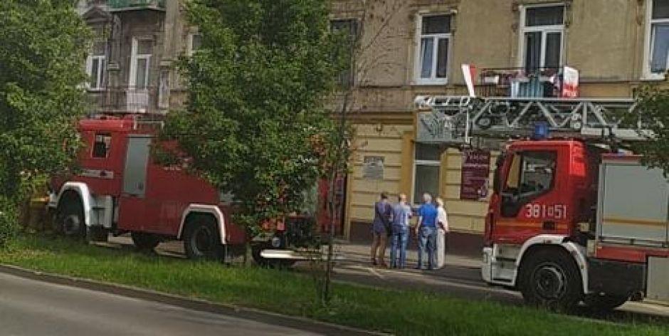 Pożar mieszkania w kamienicy przy ul. Sienkiewicza