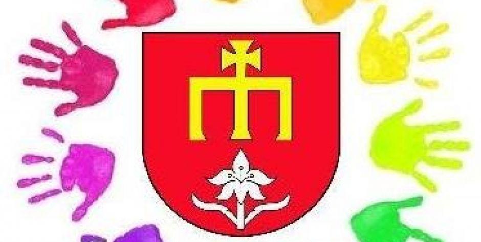 „Tak, jak złodziej widzi wokół samych złodziei, tak homofob w każdym kolorowym wzorze, zobaczy znak LGBT”