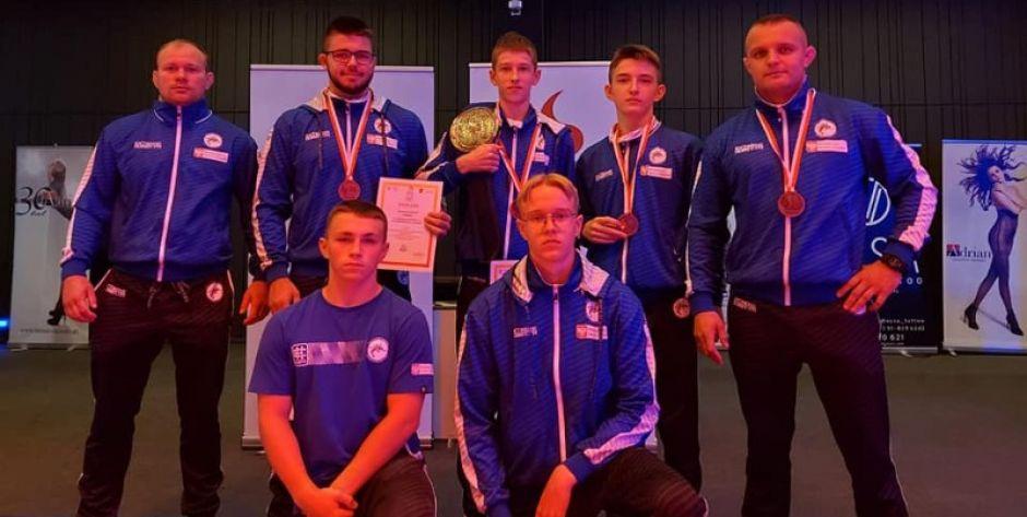 Siedleccy zapaśnicy z trzema medalami