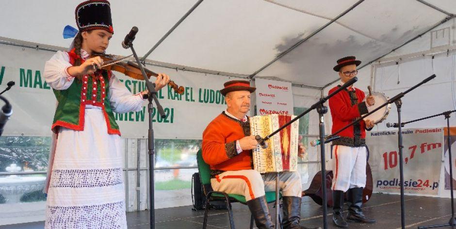 Festiwal kapel ludowych w Wiśniewie