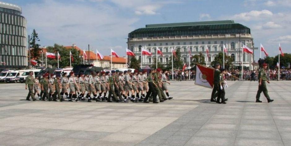Harcerze na święcie Wojska Polskiego