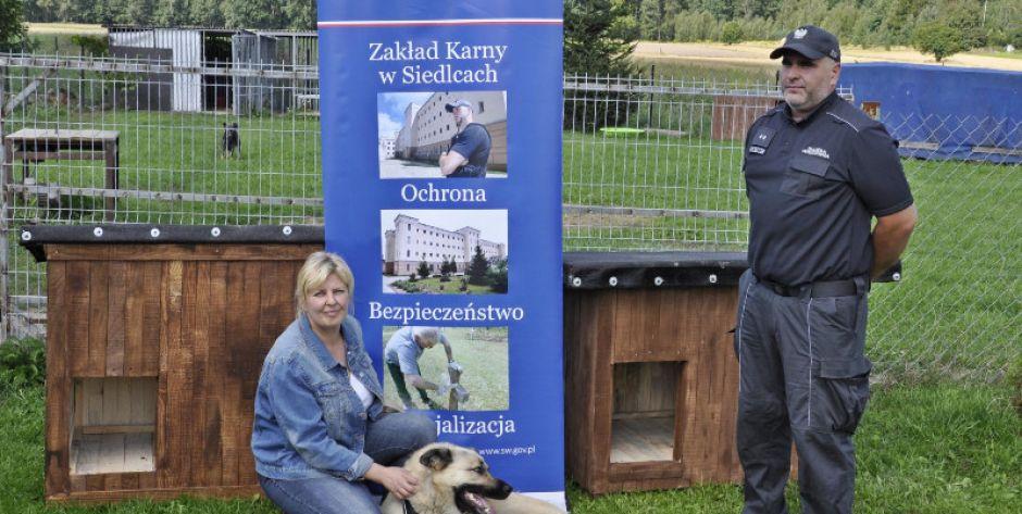 Pomagają Zwierzolubom
