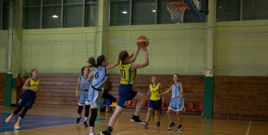 Wakacyjny Turniej Koszykówki Dziewcząt 3x3 w Siedlcach