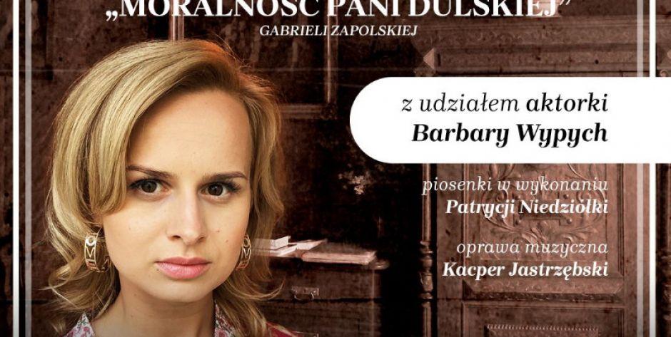 Narodowe Czytanie na placu gen. Sikorskiego